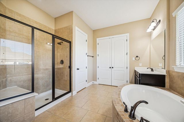 3018 River Bend Drive, Rosenberg, TX 77471