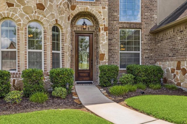 3018 River Bend Drive, Rosenberg, TX 77471