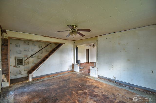 1431 Oxford Avenue, Centralia, WA 98531