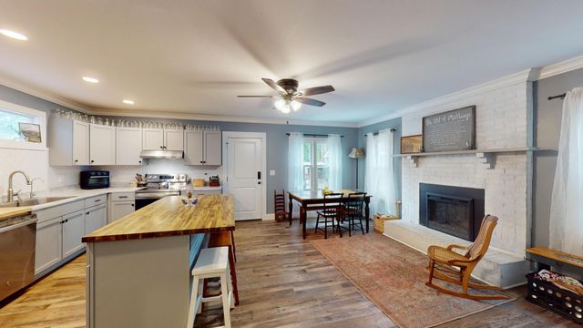 408 Thompson Street, Walterboro, SC 29488