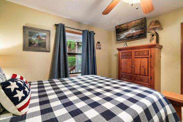 3503 Brook Stone Way, Pigeon Forge, TN 37863