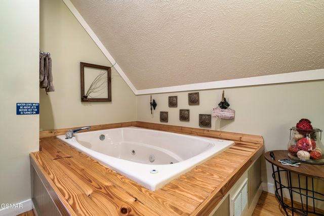 3503 Brook Stone Way, Pigeon Forge, TN 37863