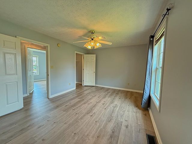 504 Scenic View Circle, Berea, KY 40403