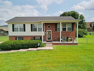 504 Scenic View Circle, Berea, KY 40403