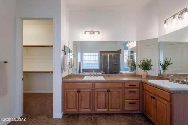 12584 N Sunrise Shadow Drive, Marana, AZ 85658