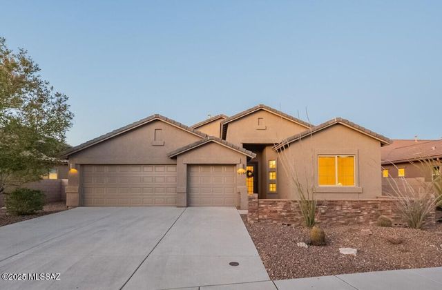 12584 N Sunrise Shadow Drive, Marana, AZ 85658