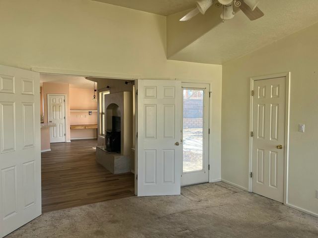 4812 Benton Avenue NW, Albuquerque, NM 87114