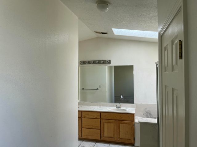 4812 Benton Avenue NW, Albuquerque, NM 87114