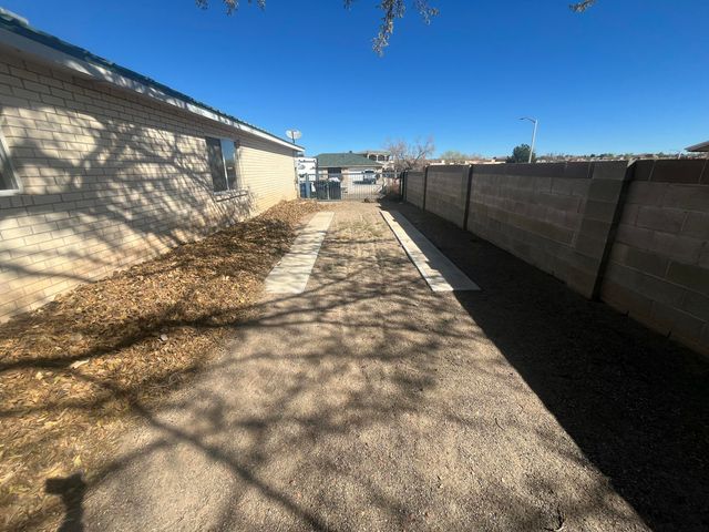 4812 Benton Avenue NW, Albuquerque, NM 87114