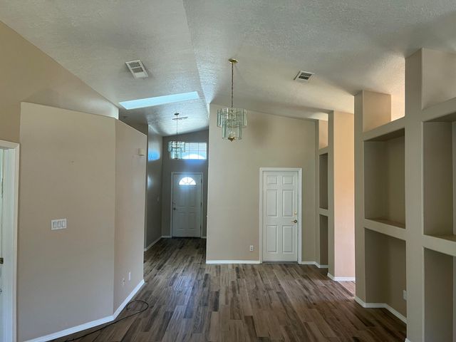 4812 Benton Avenue NW, Albuquerque, NM 87114