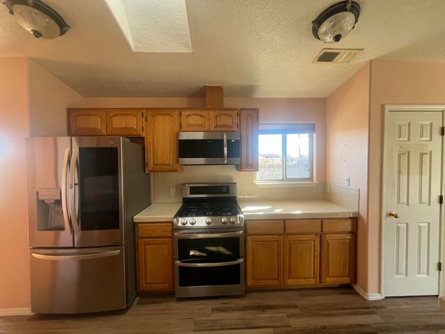 4812 Benton Avenue NW, Albuquerque, NM 87114