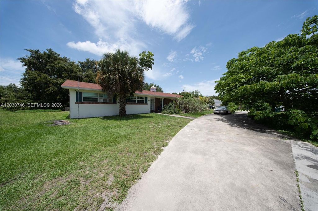 16300 NW 44th Ct, Miami Gardens, FL 33054