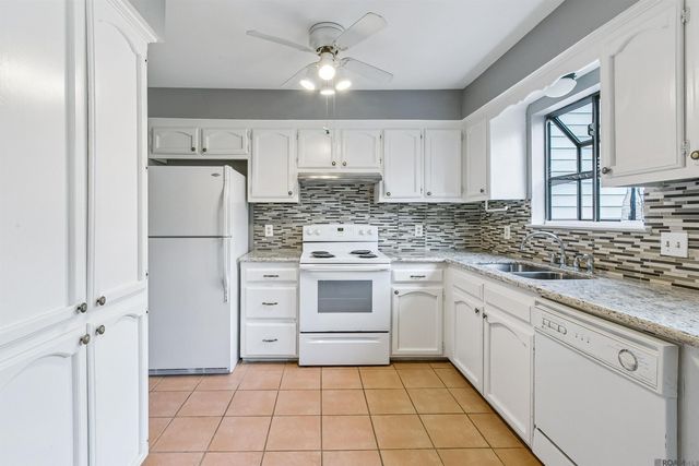 12817 Country Ridge Ave, Baton Rouge, LA 70816