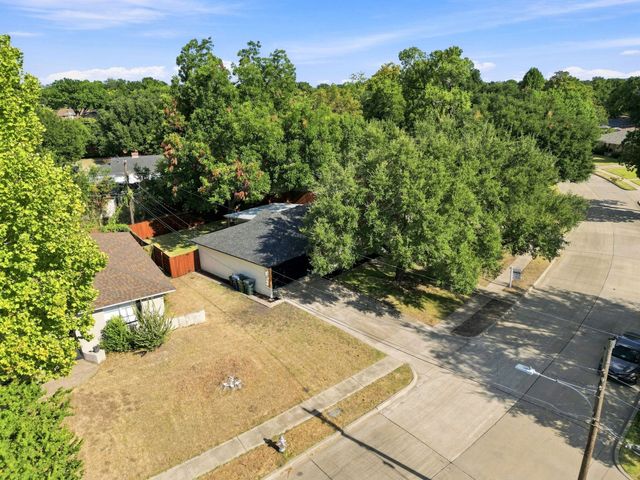 802 Ranier Circle, Garland, TX 75041