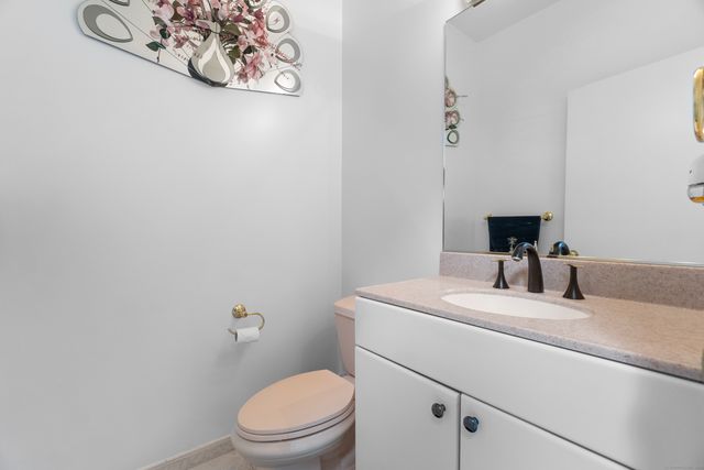 45 Brookview Court, Groton, CT 06340