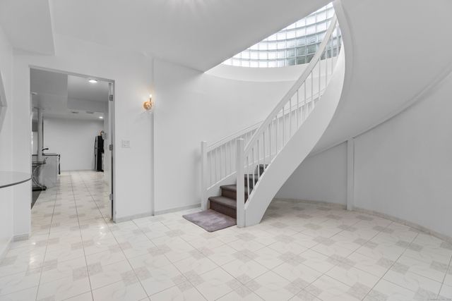 45 Brookview Court, Groton, CT 06340