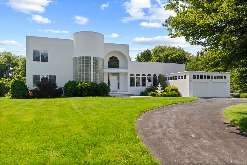 45 Brookview Court, Groton, CT 06340