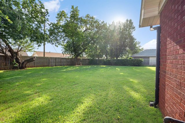 2604 NW 110th Street, Oklahoma City, OK 73120