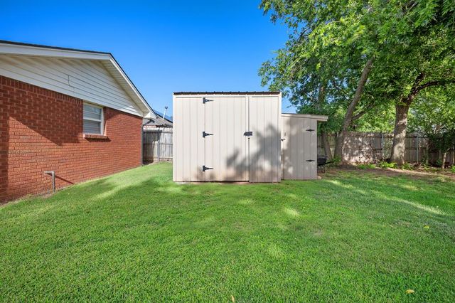 2604 NW 110th Street, Oklahoma City, OK 73120