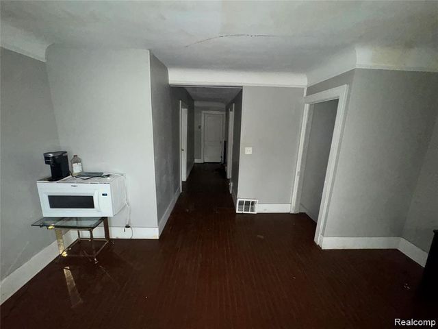 1989 Eason Street, Highland Park, MI 48203