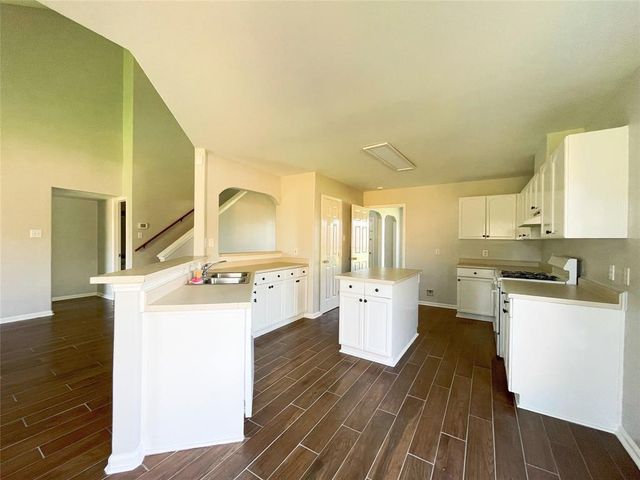 6638 Chantalle Drive, Katy, TX 77449