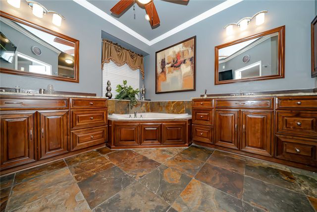 4821 Gloucester Drive, Grand Prairie, TX 75052