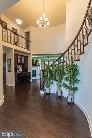 62 SURREY DR, Easton, PA 18045