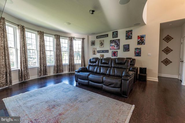 62 SURREY DR, Easton, PA 18045