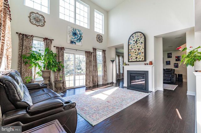 62 SURREY DR, Easton, PA 18045