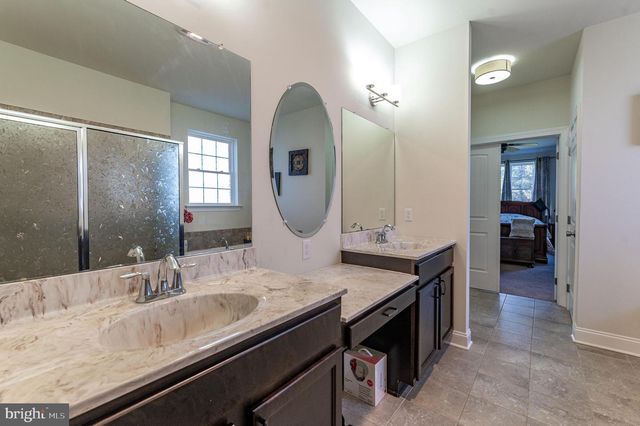 62 SURREY DR, Easton, PA 18045