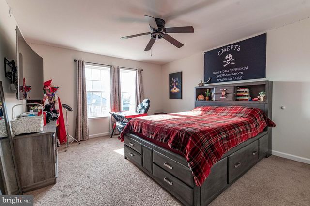 62 SURREY DR, Easton, PA 18045