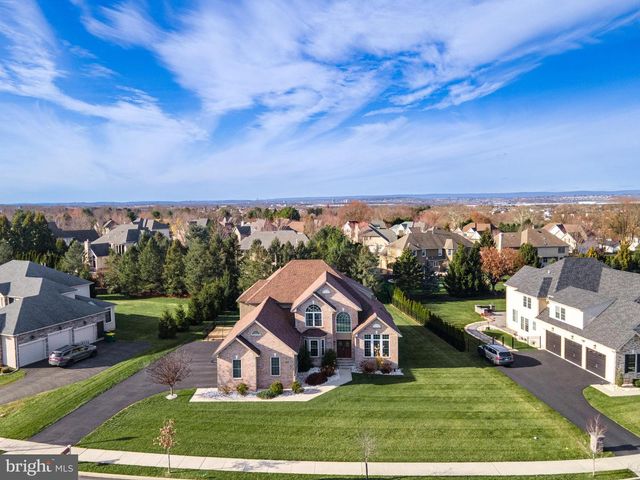 62 SURREY DR, Easton, PA 18045