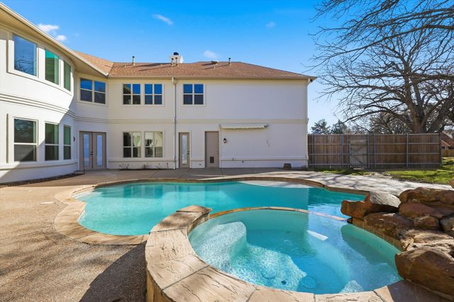 3001 Pecan Drive, Flower Mound, TX 75028
