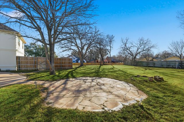 3001 Pecan Drive, Flower Mound, TX 75028