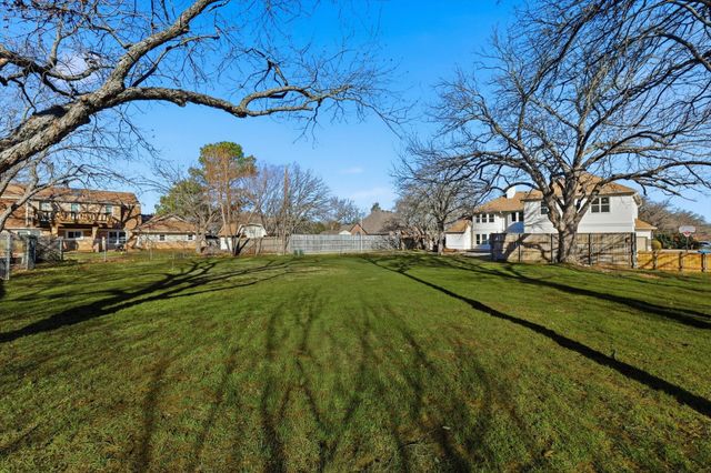 3001 Pecan Drive, Flower Mound, TX 75028