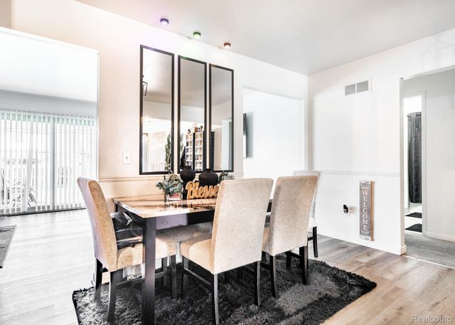 16931 General Avenue, Fraser, MI 48026