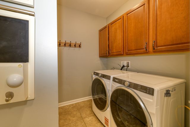 1261 Independence Avenue, Elburn, IL 60119