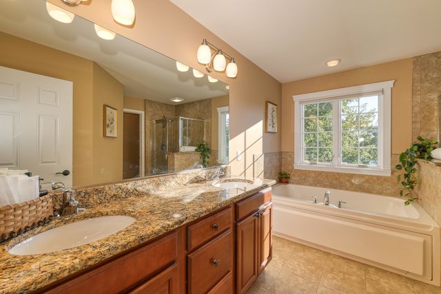 1261 Independence Avenue, Elburn, IL 60119
