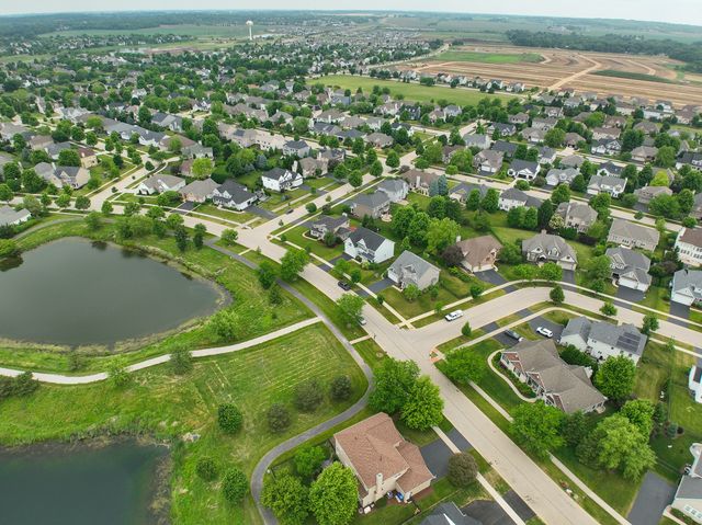 1261 Independence Avenue, Elburn, IL 60119