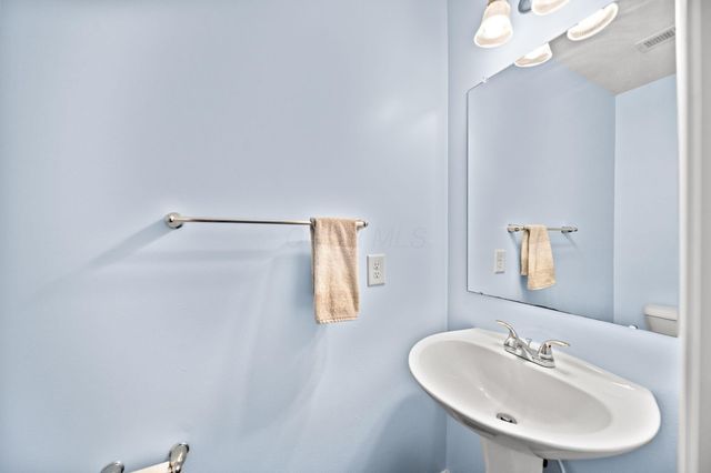 4405 Coble Glen Lane, Canal Winchester, OH 43110