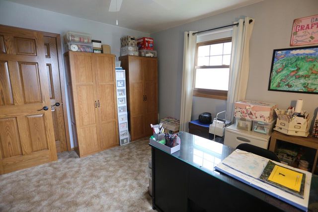 907 S University AVENUE, Beaver Dam, WI 53916