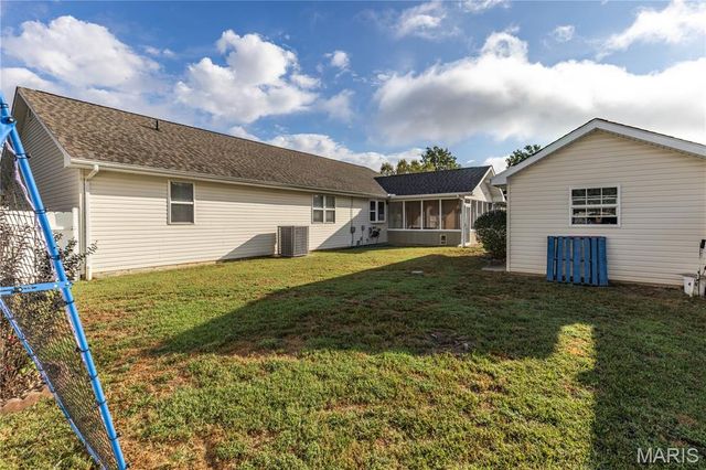 907 Plantation, Sikeston, MO 63801