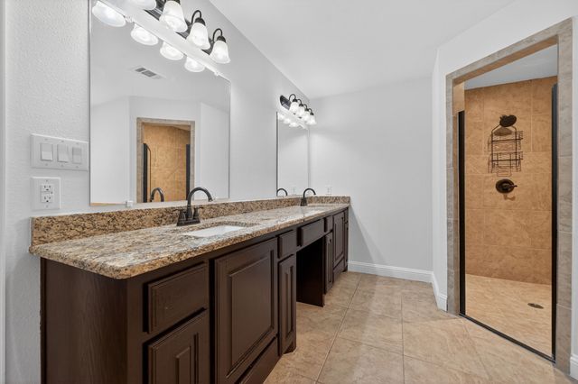 118 Vaughn Lane, Quinlan, TX 75474