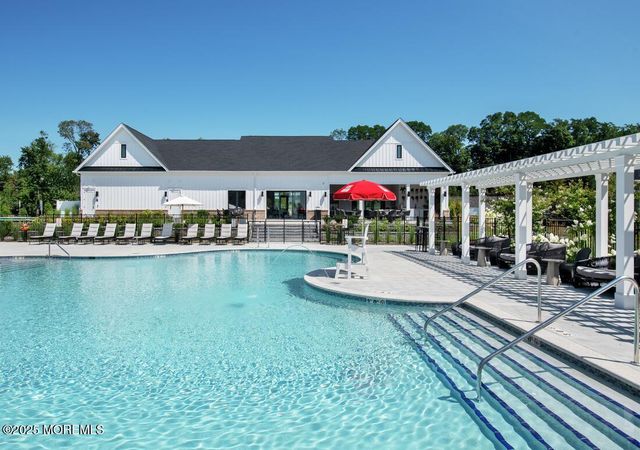 80 Edmund Way, Middletown, NJ 07748