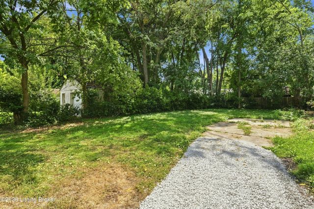 318 Freeman Ave, Louisville, KY 40214