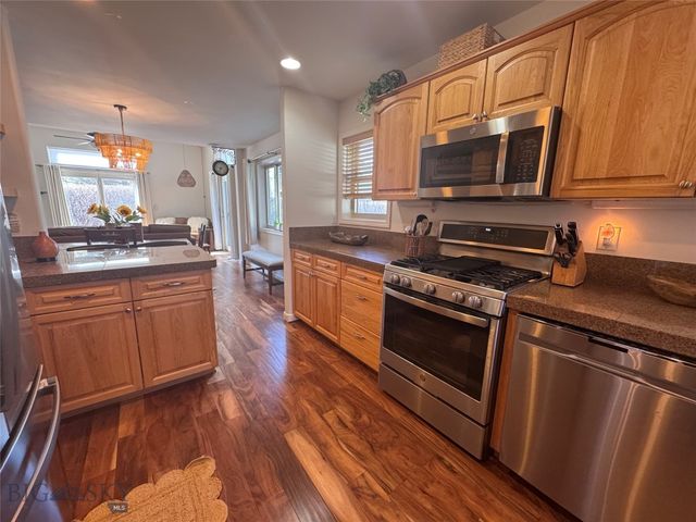 1002 Boylan G, Bozeman, MT 59715