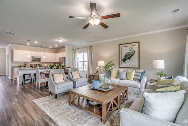 83 Par Three Court, Manning, SC 29102