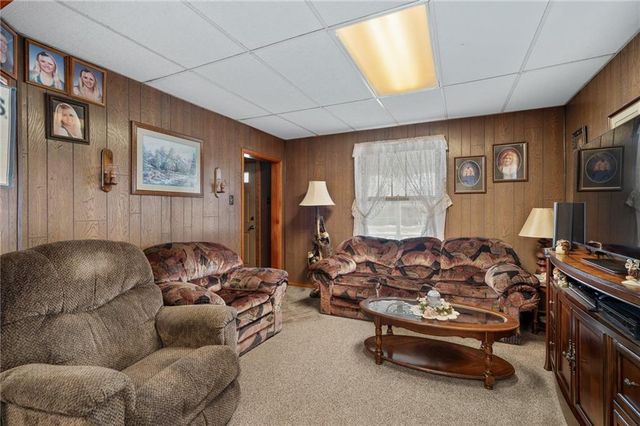 882 Shawnee Road, Kansas City, KS 66103