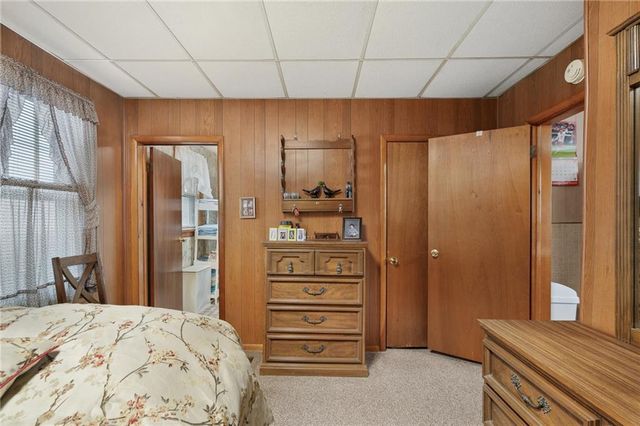 882 Shawnee Road, Kansas City, KS 66103