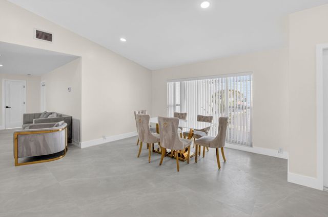 20203 Back Nine Drive, Boca Raton, FL 33498